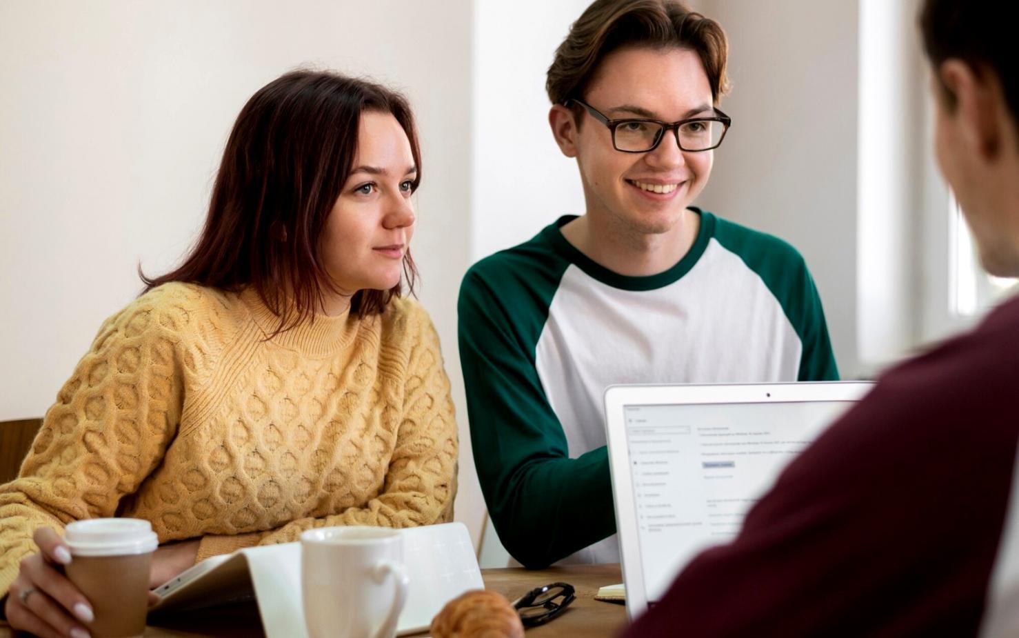 Анализ финансовых данных компаний