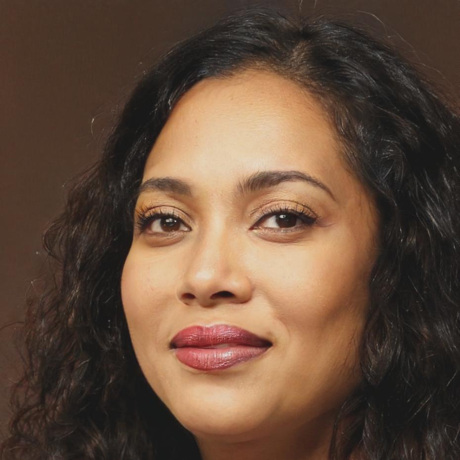 Портрет преподавателя Ляззат Омаровой